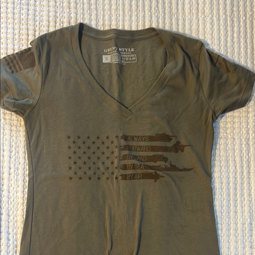 Women’s Grunt Style T-Shirt